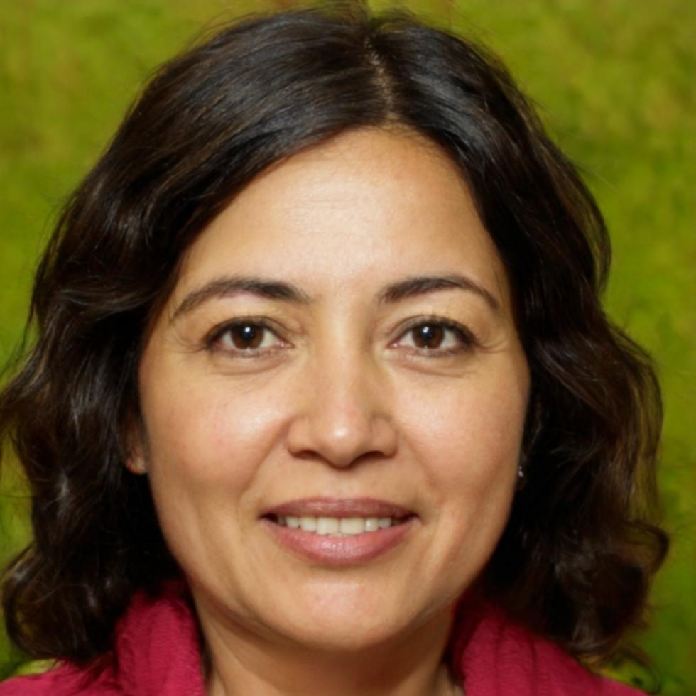 Elena Popescu - Tax Strategy Consultant